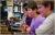IMG: Students use netbooks to learn about online resources